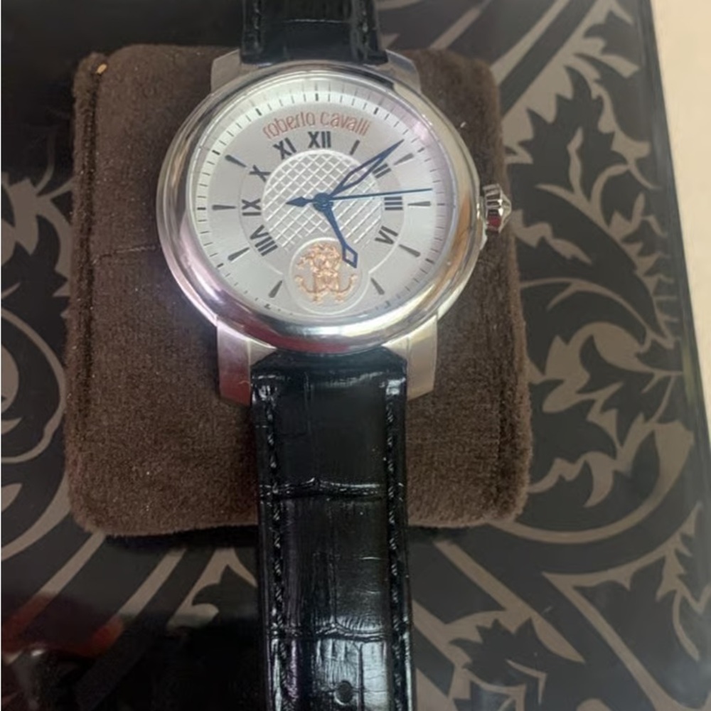 Silver Dial Black Leather Strap Men's Watch